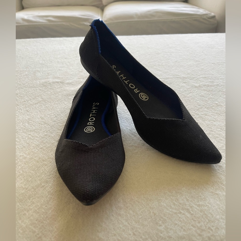 Rothy's Black Pointed Toe Flats (8 or 9)